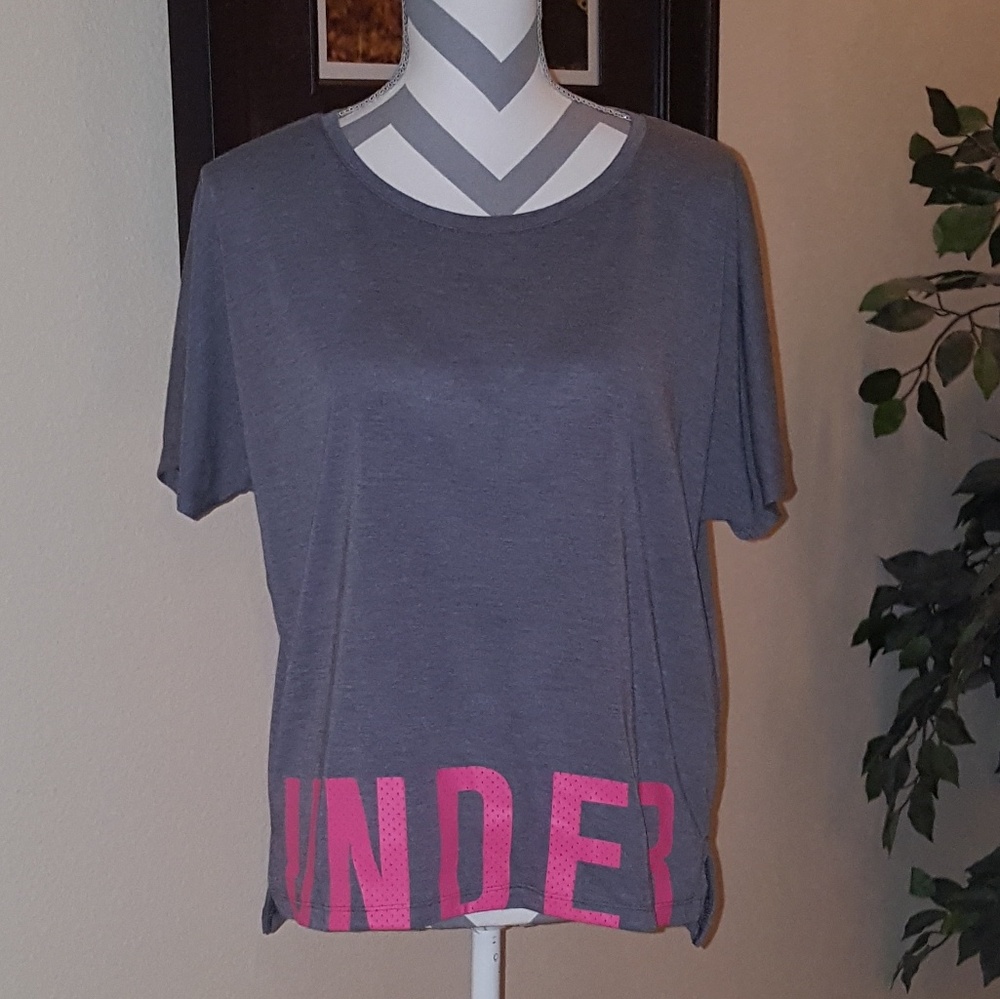 UA Training Top - Picture 3 of 5